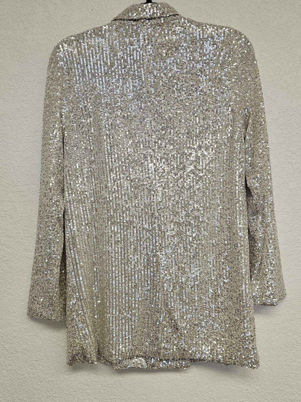 Gianni Bini Silver Sequin Blazer Jacket Medium 34"-38" Bust When Buttoned - Picture 4 of 4